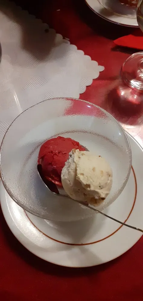 Glace Nougat Et Sorbet Framboise